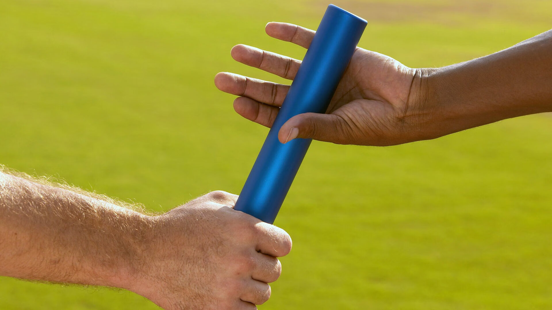 开云在线直播-马刺队签下潜力新人，未来可期，马刺队签约